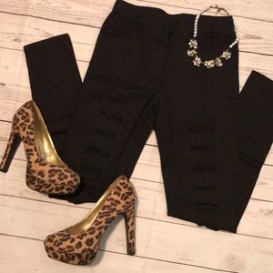 Umgee *faux ripped* leggings size Small